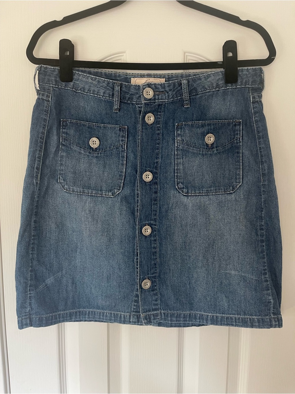 Levi’s Button-Front Denim Skirt - lightweight